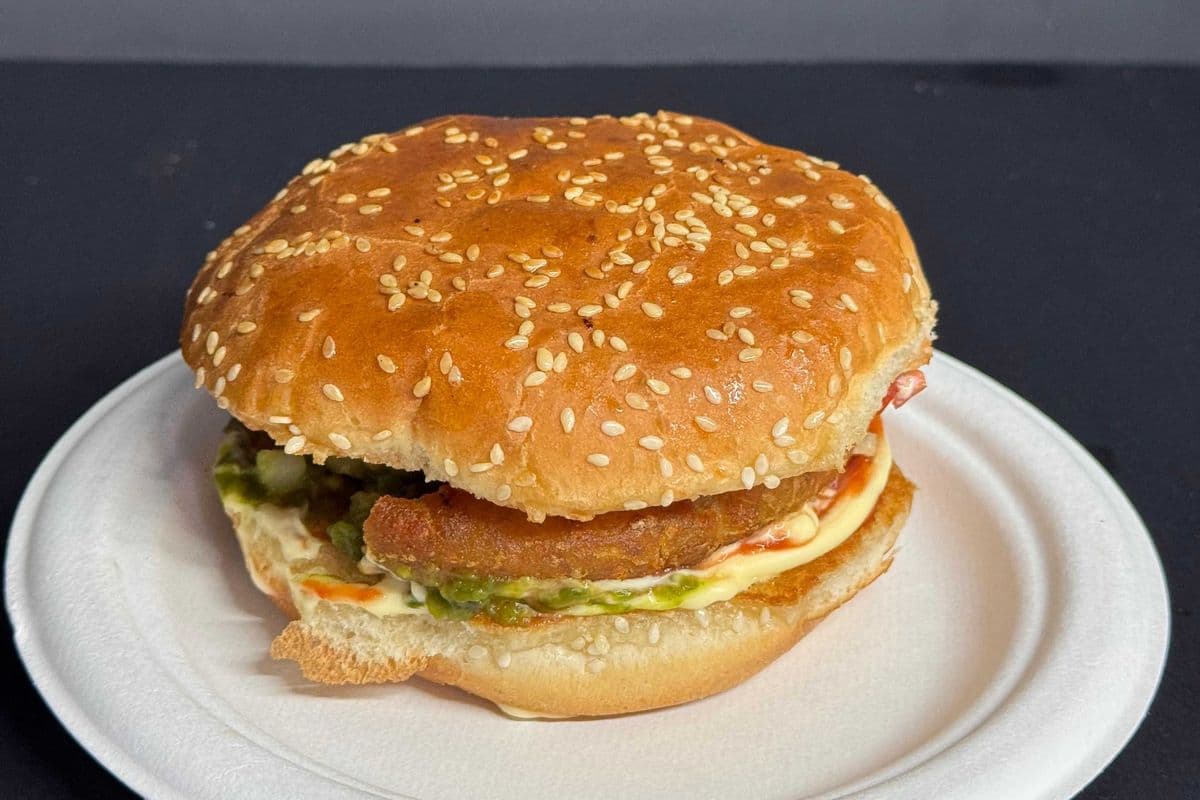 Aalo Tikki Burger
