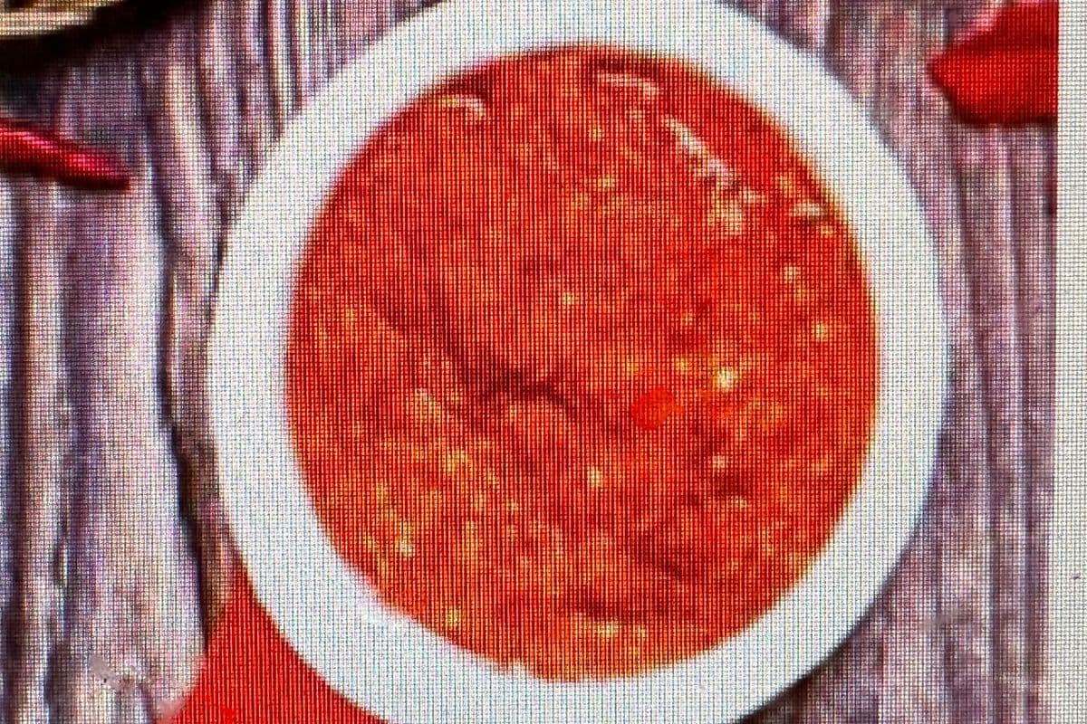 HOT sauce (辣椒酱）