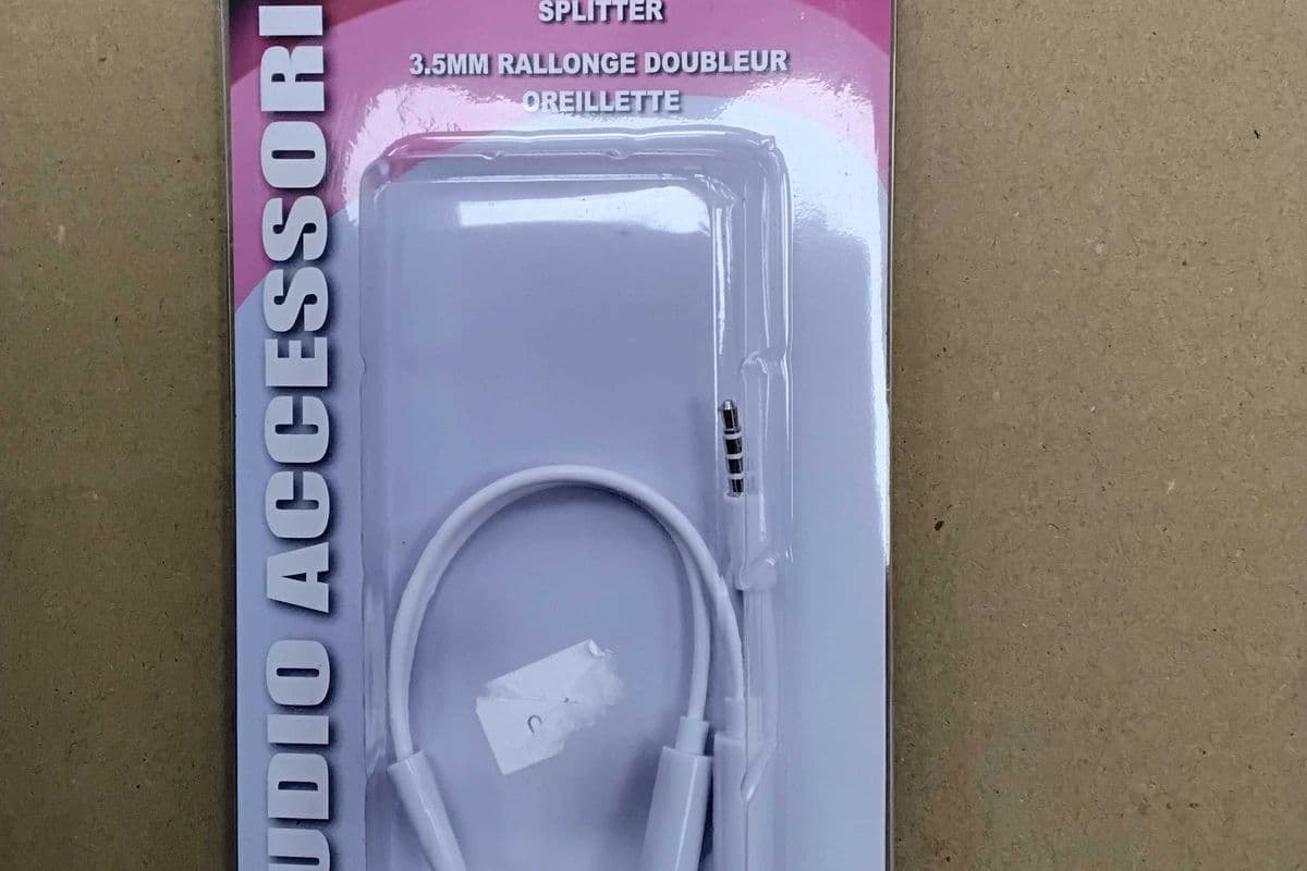 3.5mm extension earbud splitter.