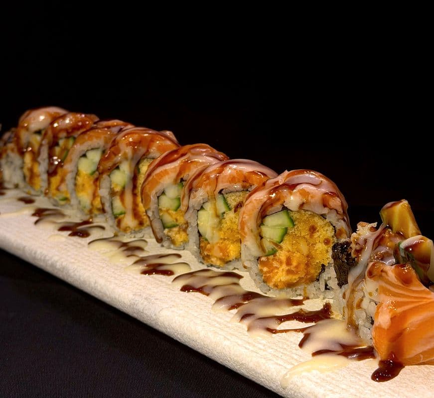 Salmon Salmon Roll
