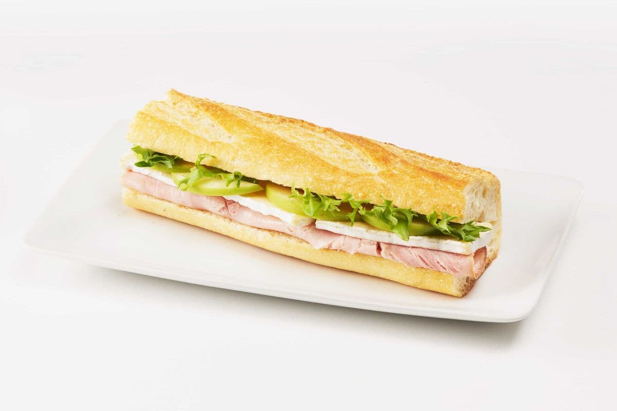 Sandwich au jambon brie pomme / Ham and Brie on Baguette Sandwich
