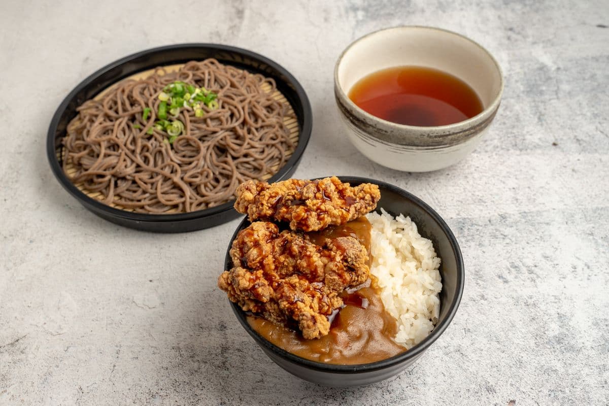 Japanese Fried Chicken Curry Rice Bowl (Chicken Karaage Curry)