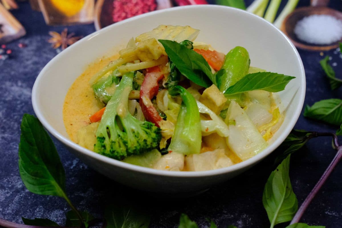 Red Veggie Curry
