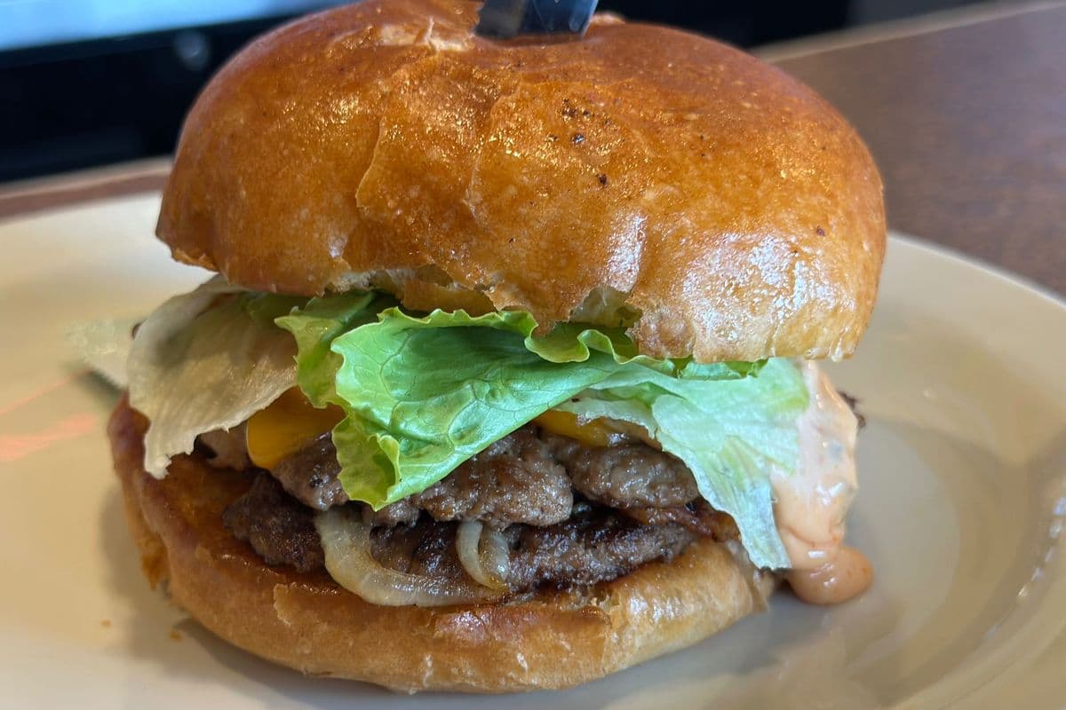 Peameal Smash burger