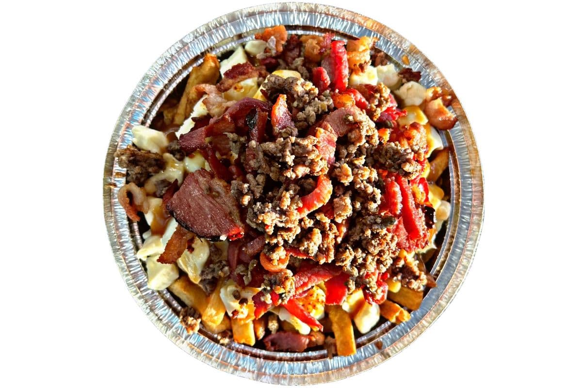 Poutine Bœuf et oignons