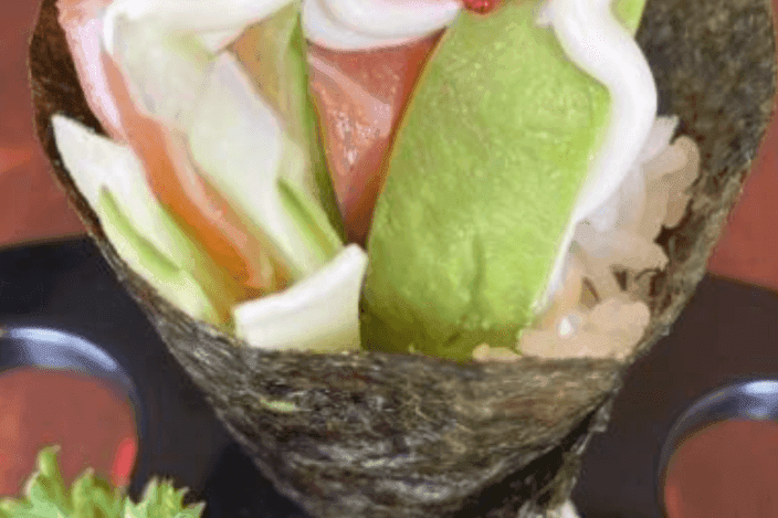 Salmon or Spicy Salmon (Spicy Sauce) - Hand Roll (1 cone)
