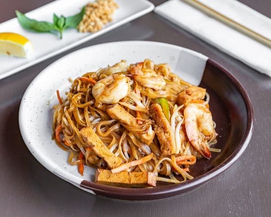 Pad thaï aux crevettes / Shrimp Pad Thai