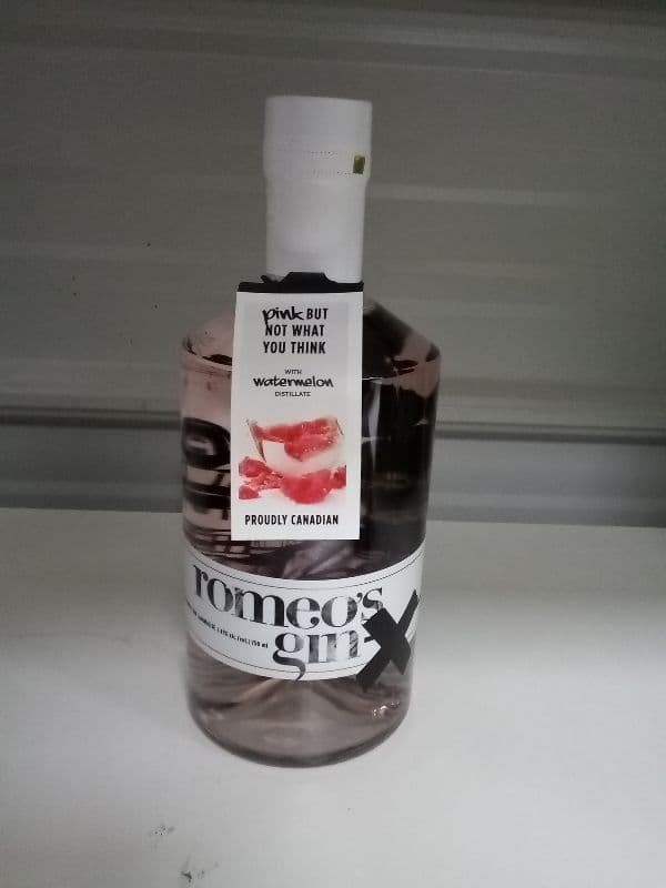 Romeo's X Watermelon Gin (750 ml)