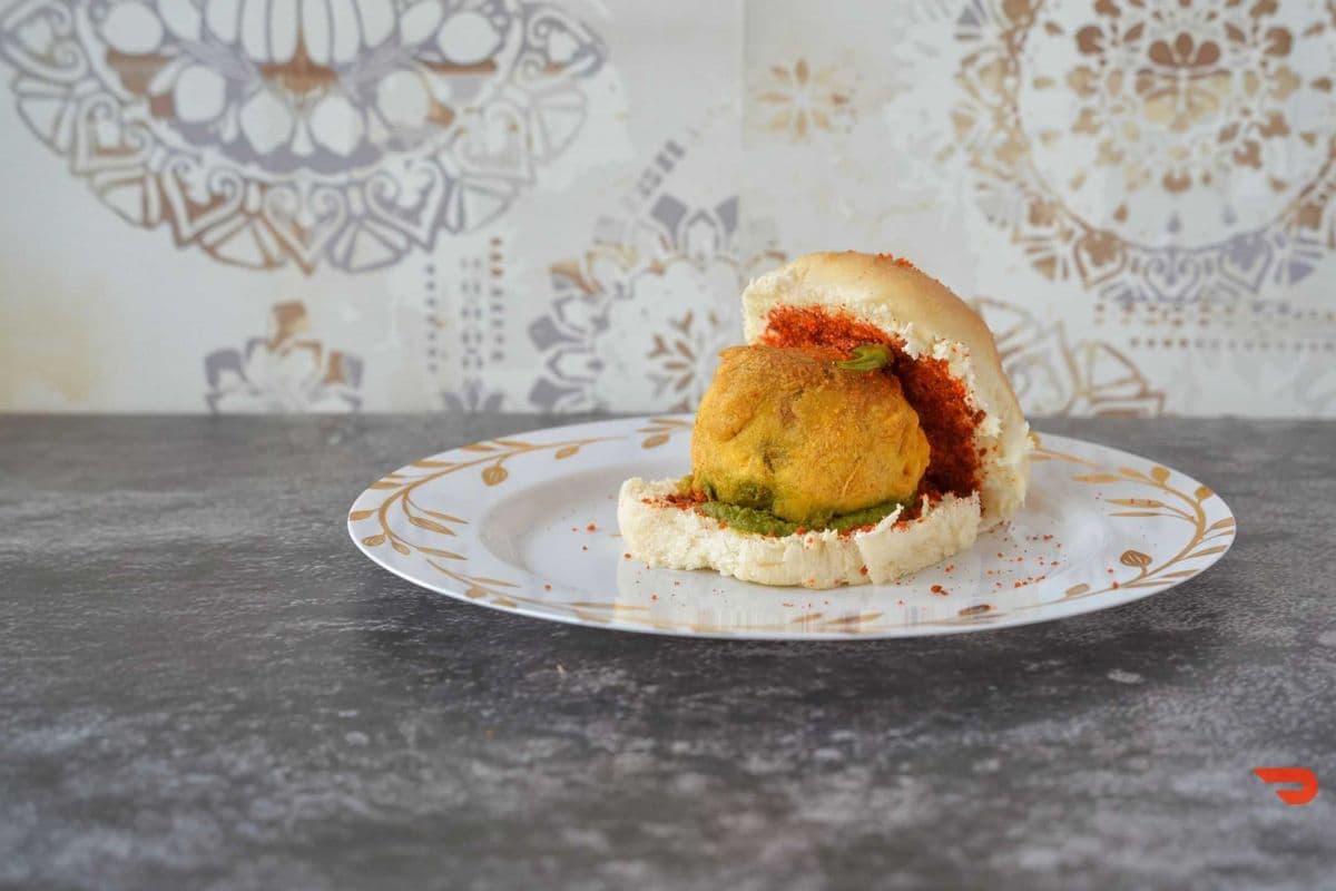 Bombay Vadapav - The Bombay OG