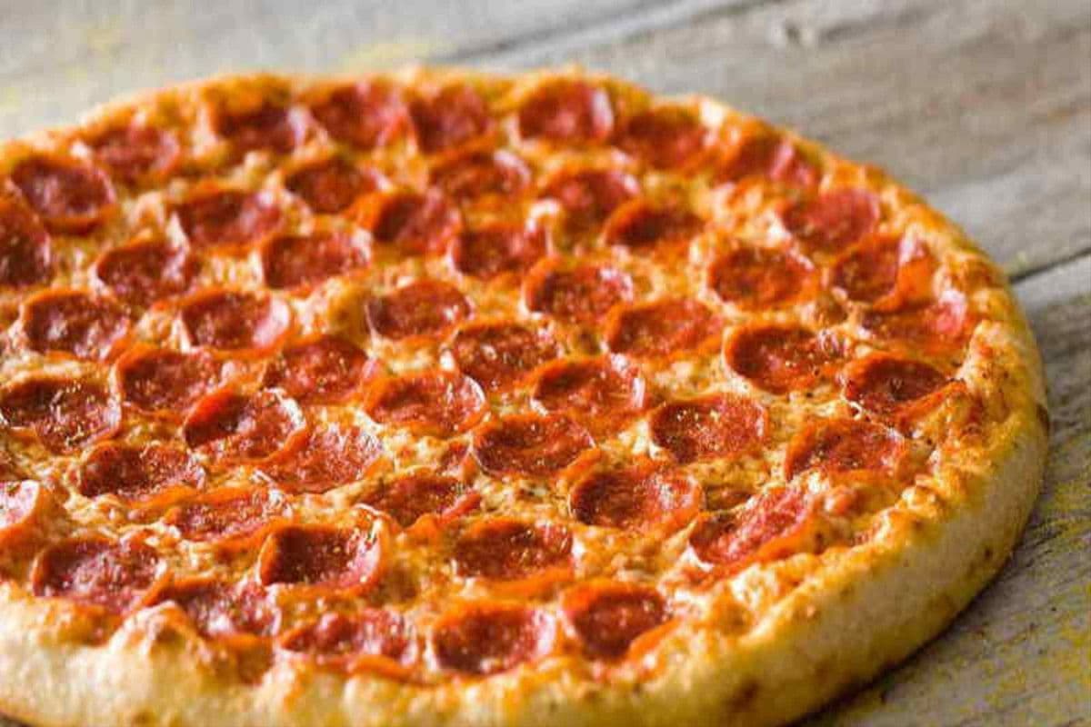 Large Toni Pepperoni Pizza