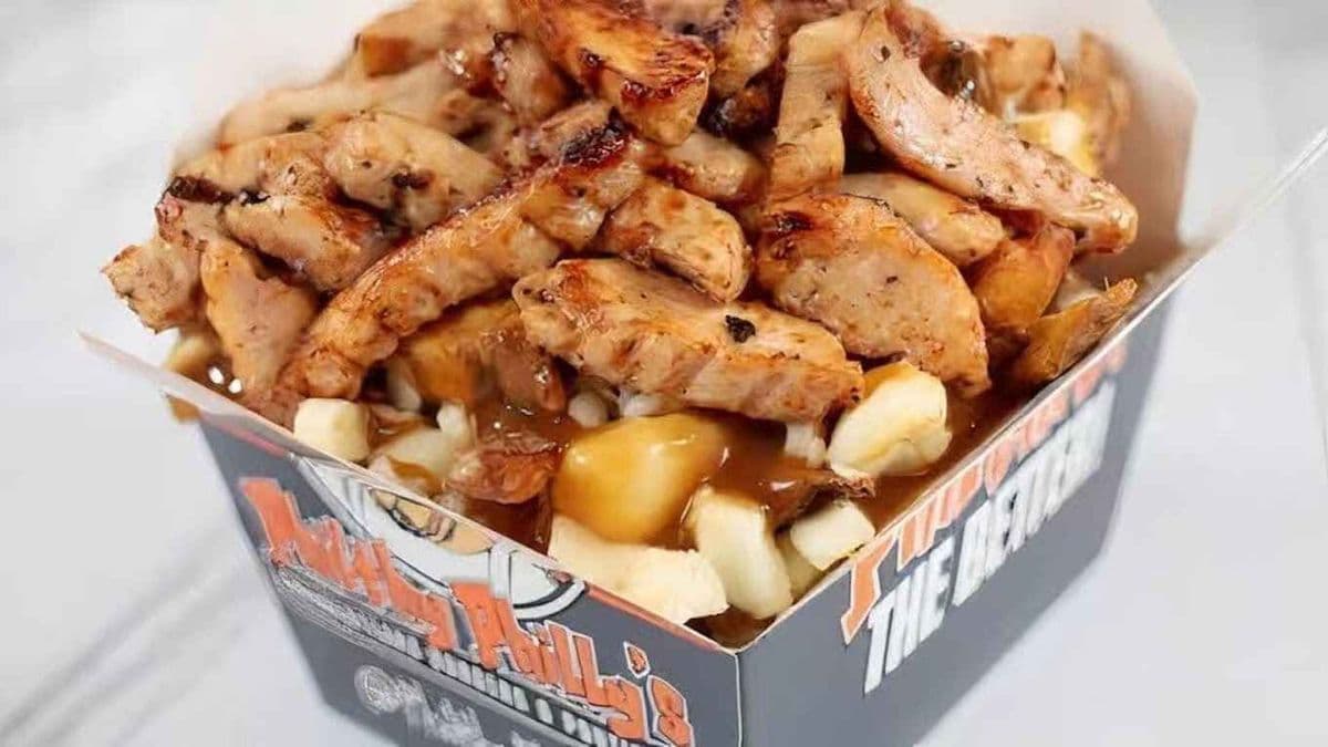 Grilled Chicken Poutine