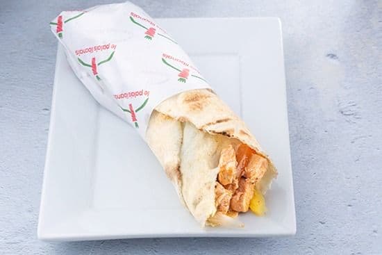 Sandwich Taouk frit / Fried Taouk Sandwich