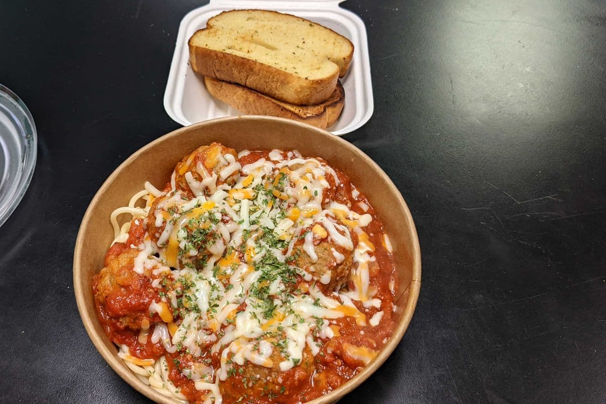 Spaghetti Al Dente with Meatballs