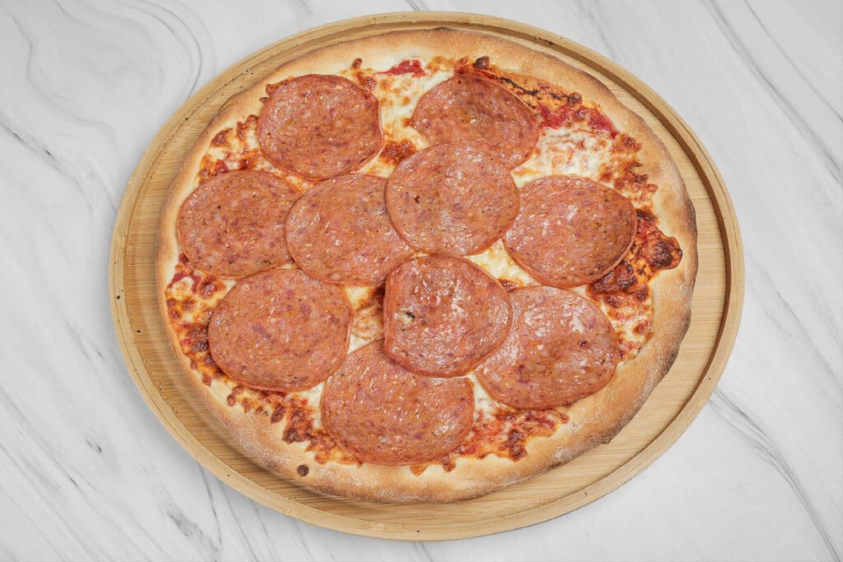 Deux pizzas grandes 14" pepperoni / Two Large 14" Pepperoni Pizzas