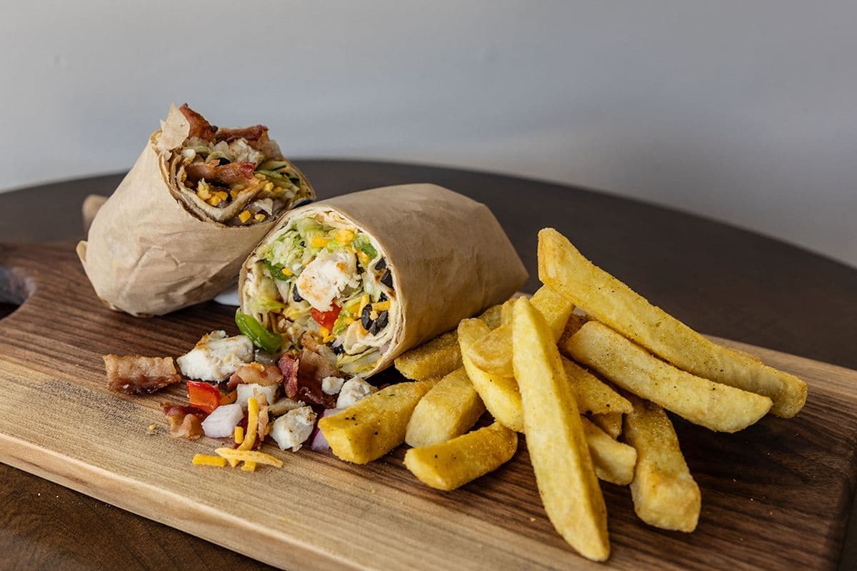 CHICKEN & BACON PITA