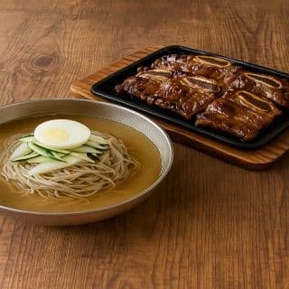 Mul NaengMyun & LA Kallbi / 물냉면+갈비