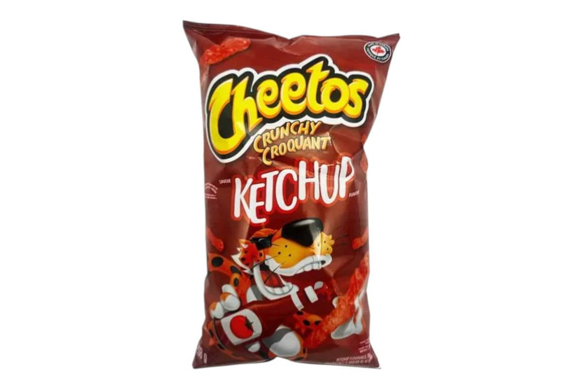 Cheetos Crunchy Ketchup (268g) (270 Cal)