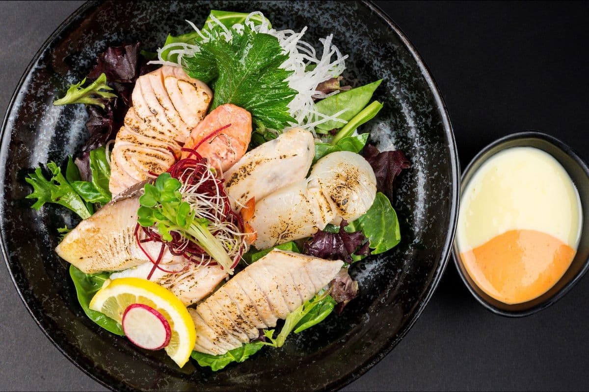 Assorted Aburi Donburi (8 Pieces)