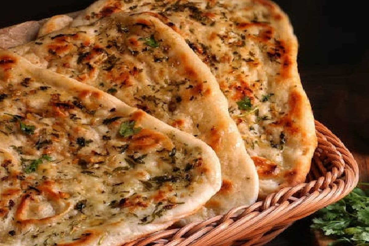 Naan à l'ail / Garlic Naan