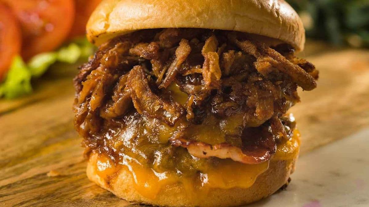 Ragin' Bull Burger