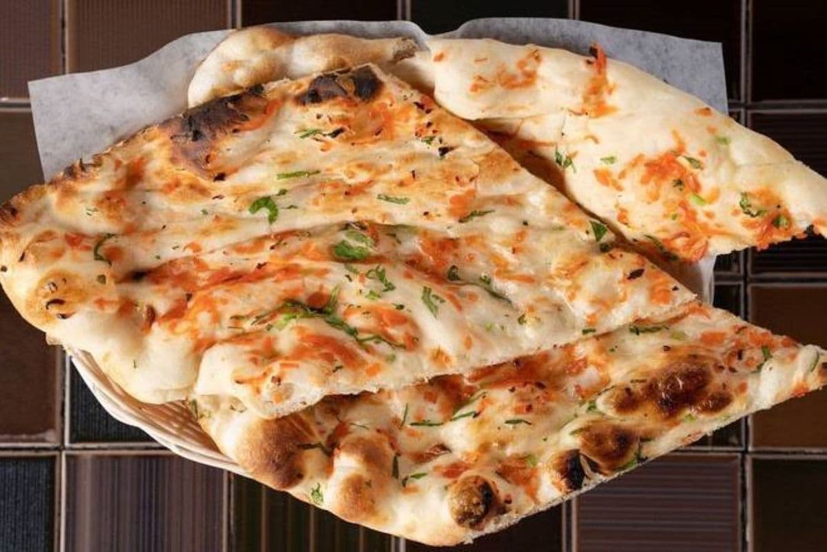 ONION CILANTRO NAAN