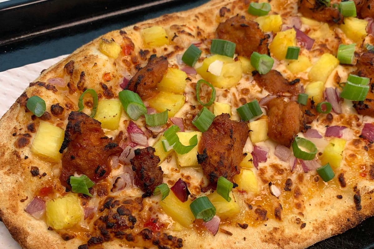 Lemongrass Luau Signature Pizza