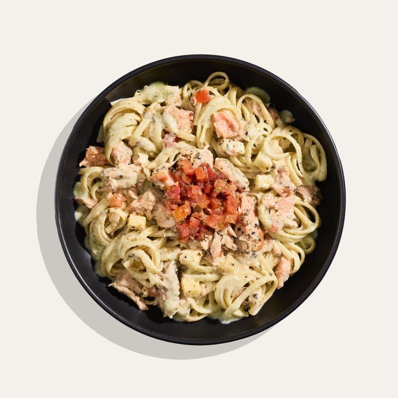 Linguine saumon, pesto & brie - régulière / Chicken, parmesan & pepper linguine - regular