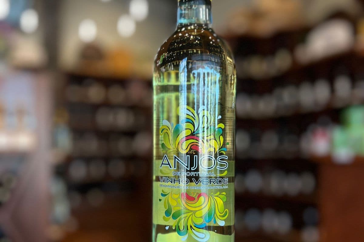 white | anjos de portugal vinho verde (1 x 750 ml)