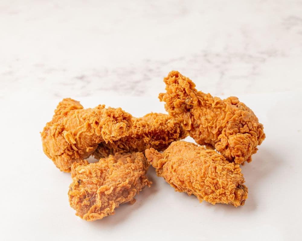 Chicken Hot Wings (10 Pcs)