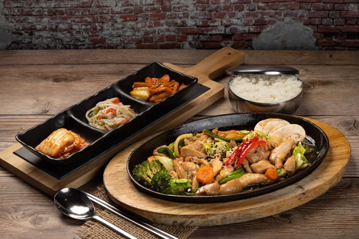 Dak Bulgogi (Chicken)