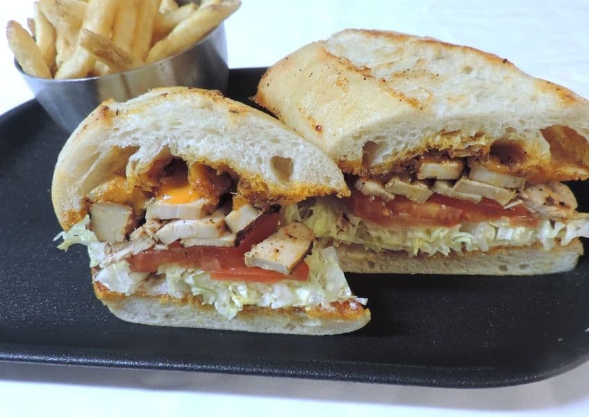 CAJUN CHICKEN SANDWICH