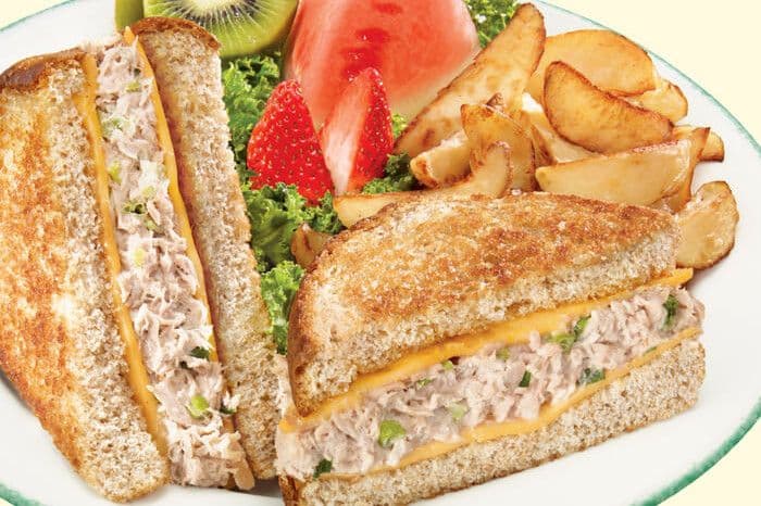 Tuna melt with potatoes