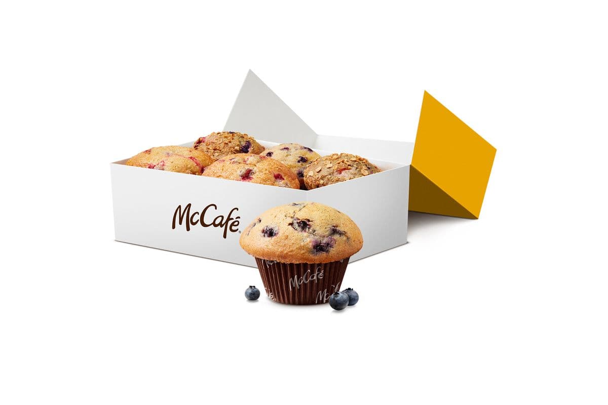6 Baked Muffins Assorted [2460.0 Cals]