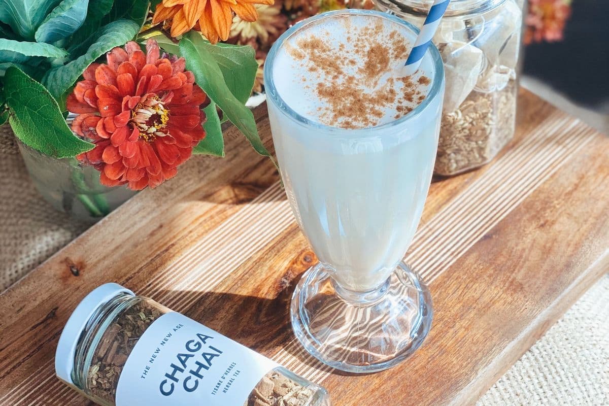 Iced Chai Tea Latte (16 oz)