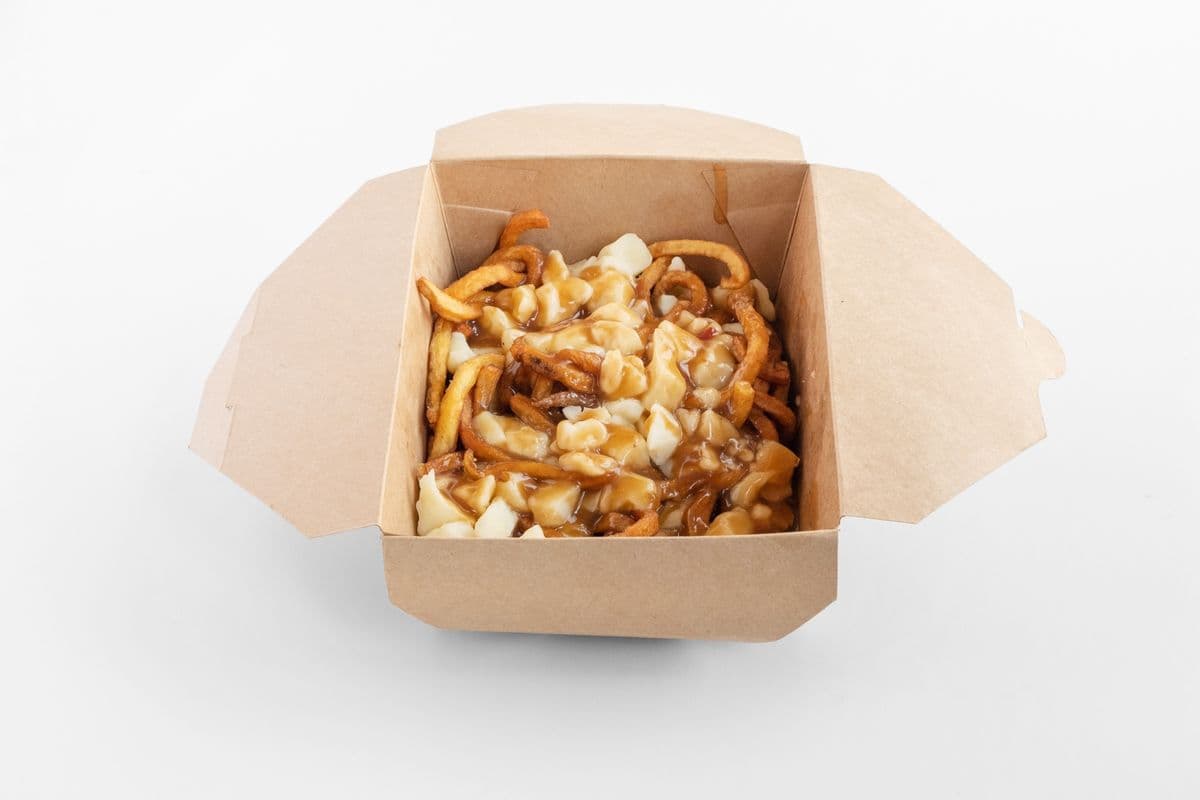 Petite poutine fait avec frite frisée