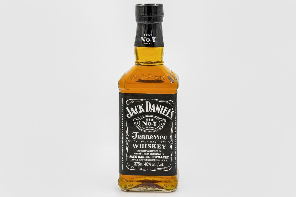 Jack Daniels Old No. 7 Tennessee Whisky (1 x 375 ml)
