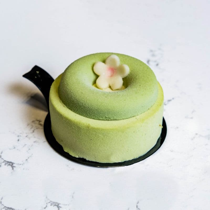 Matcha Jasmine Yuzu Mini Cake