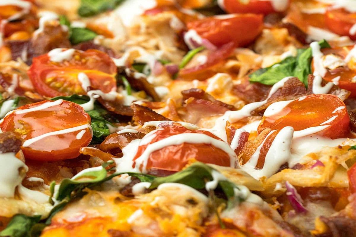 17. 12" Medium Butter Chicken Indian Pizza