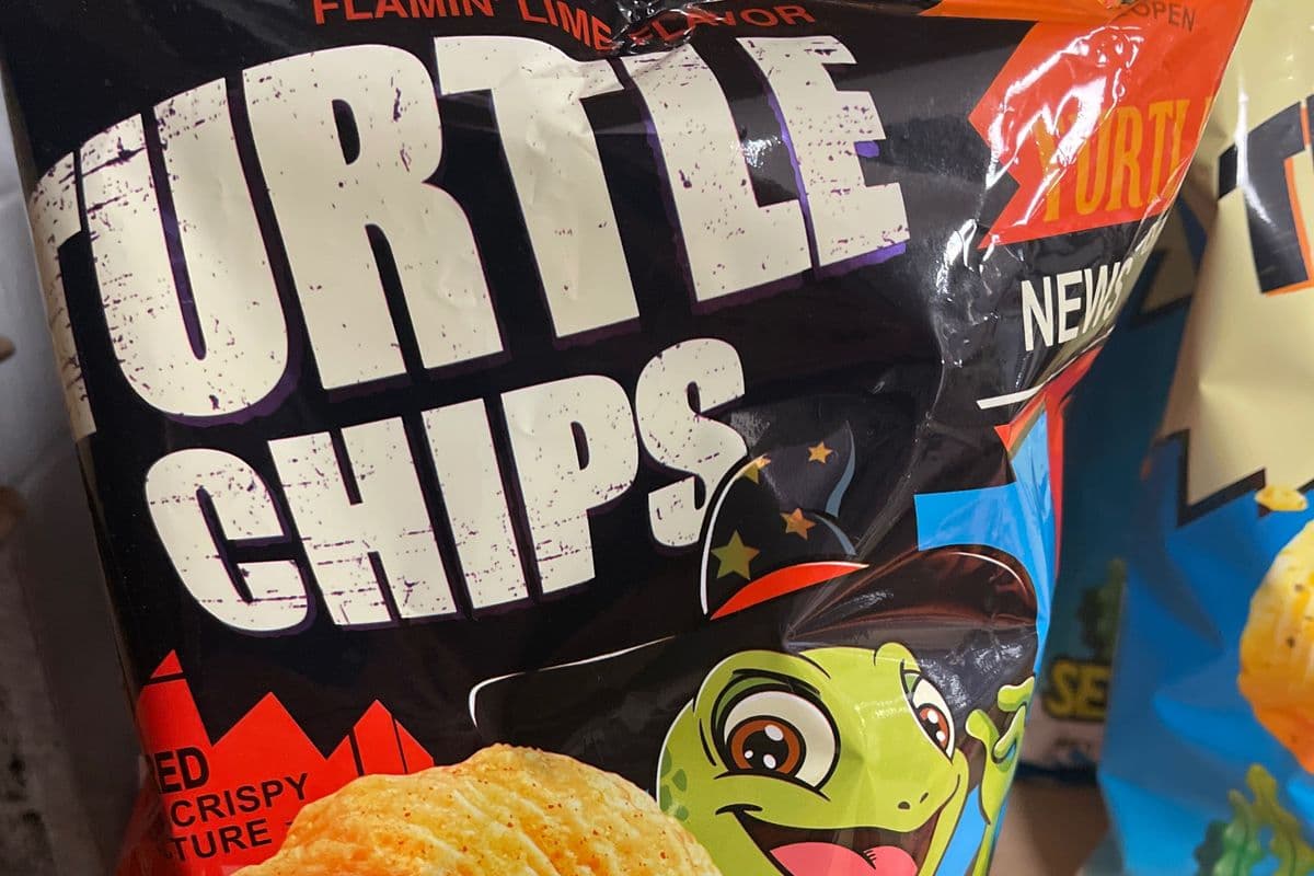 ORION Flamin’ Lime Flavour Turtle Chips