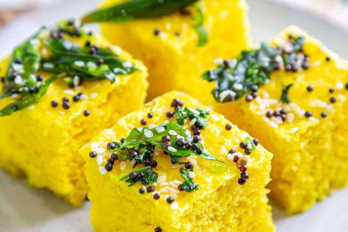 Dhokla-Khaman(8 Pieces)