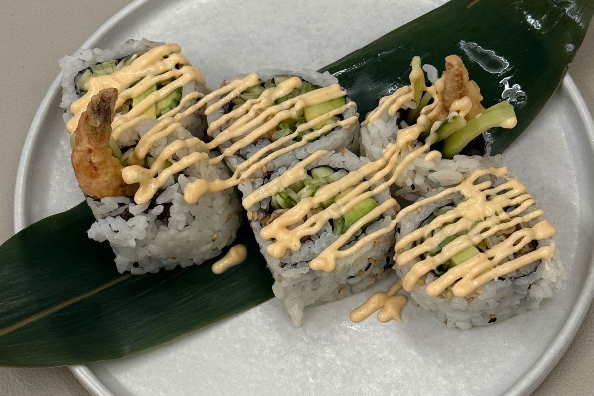 Spicy Dynamite Roll (6 pcs)