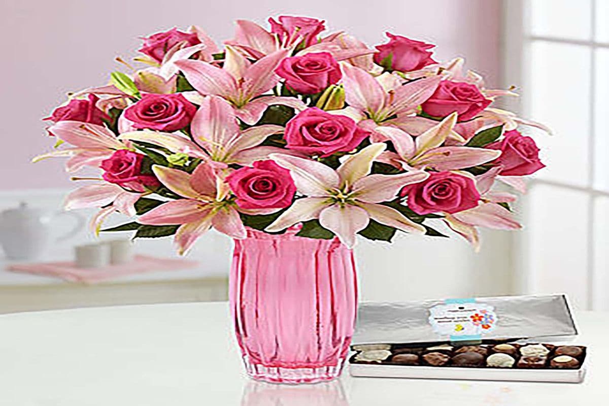Magnificent Pink Rose and Lily Bouquet