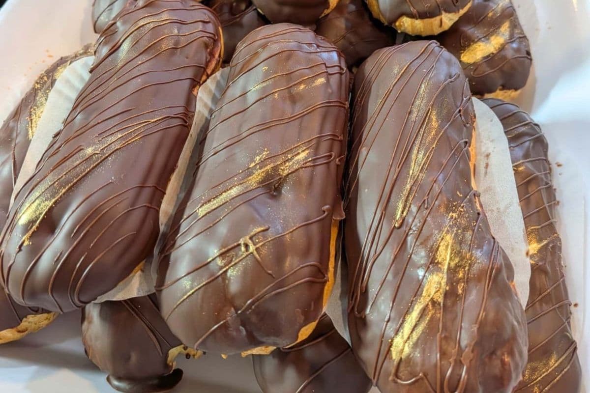 Eclairs