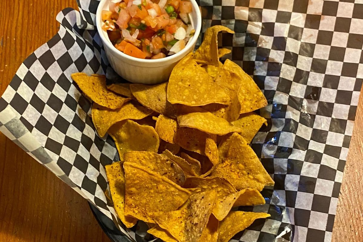 Fresh Totopo & Dip