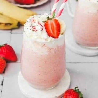 Milkshake fraises banane / Strawberry Banana Milkshake