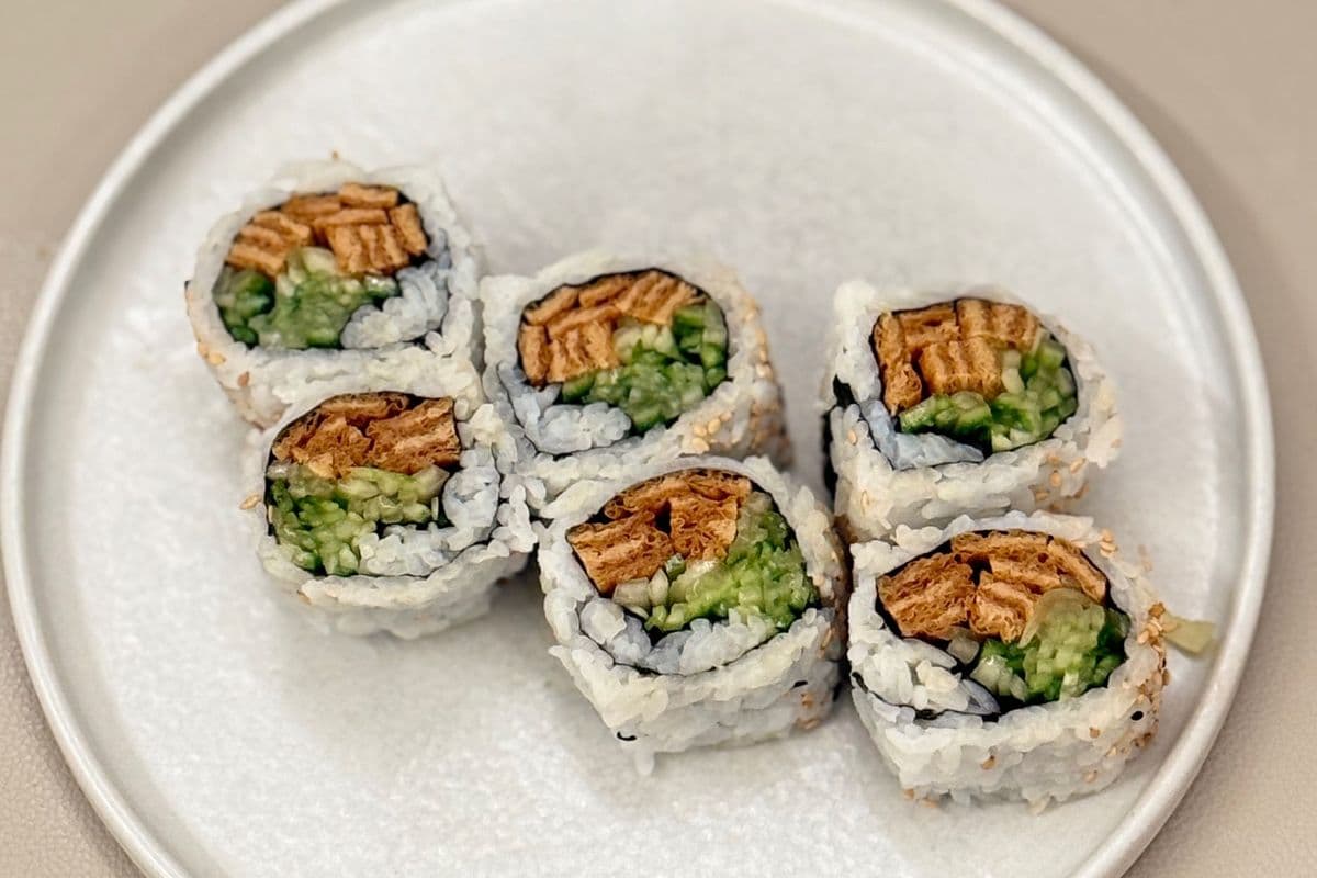 Bean Curd Pocket Roll (6 pcs)