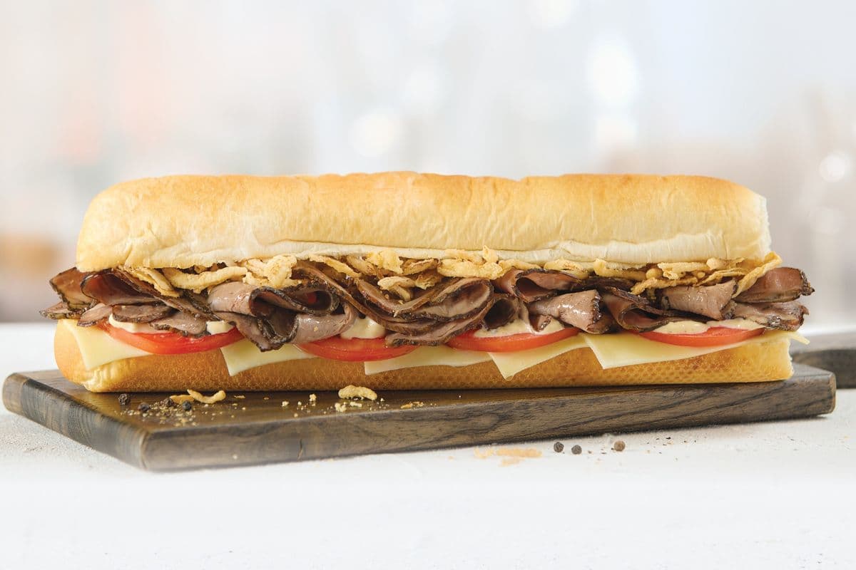 Petit Sandwich - Côte de bœuf au poivre / Small Sandwich - Peppercorn Prime Rib Sandwich