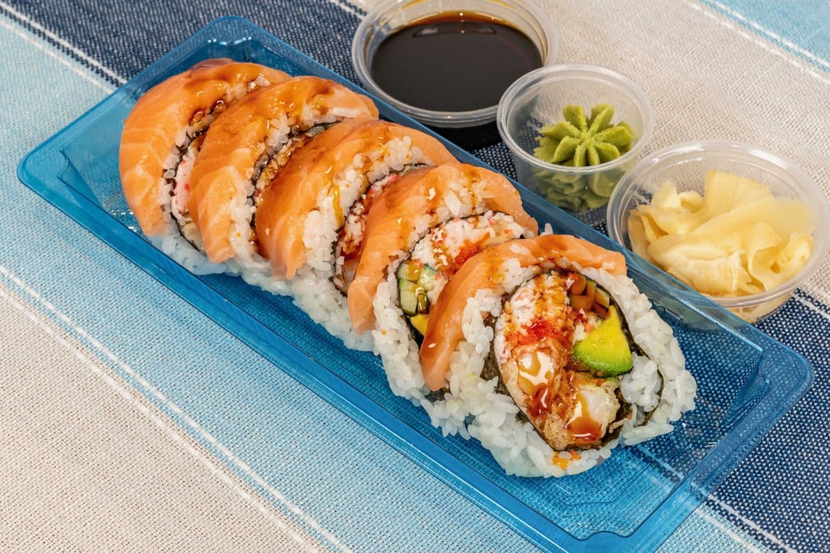 91-B. Aburi Salmon Dragon Roll(=Torched Red Dragon Roll)