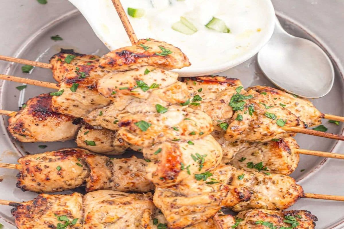 Chicken Kebabs (2 Serving) with 1 side