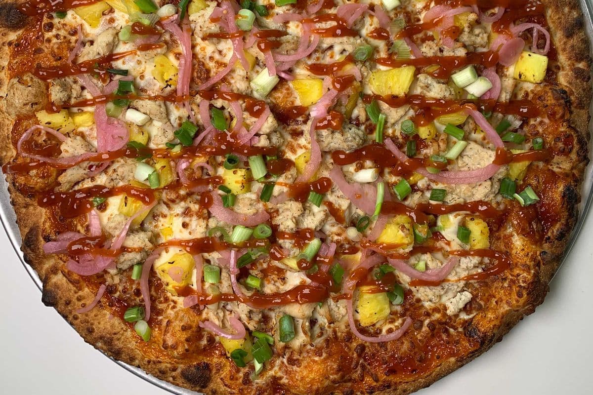 Tropical BBQ Big Love Pizza